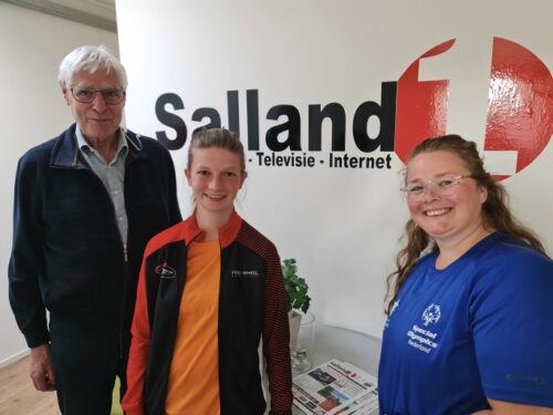 Caren en Inez schitteren bij Salland Magazine