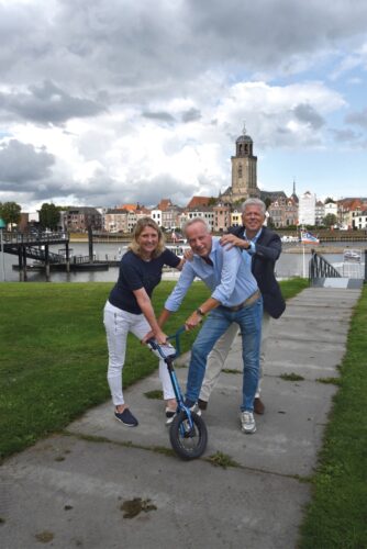 Lions steppen voor Deventer Sportploeg en Special Olympics